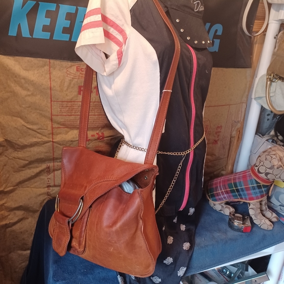 Saddle bag shoulder bag - Picture 2 of 9